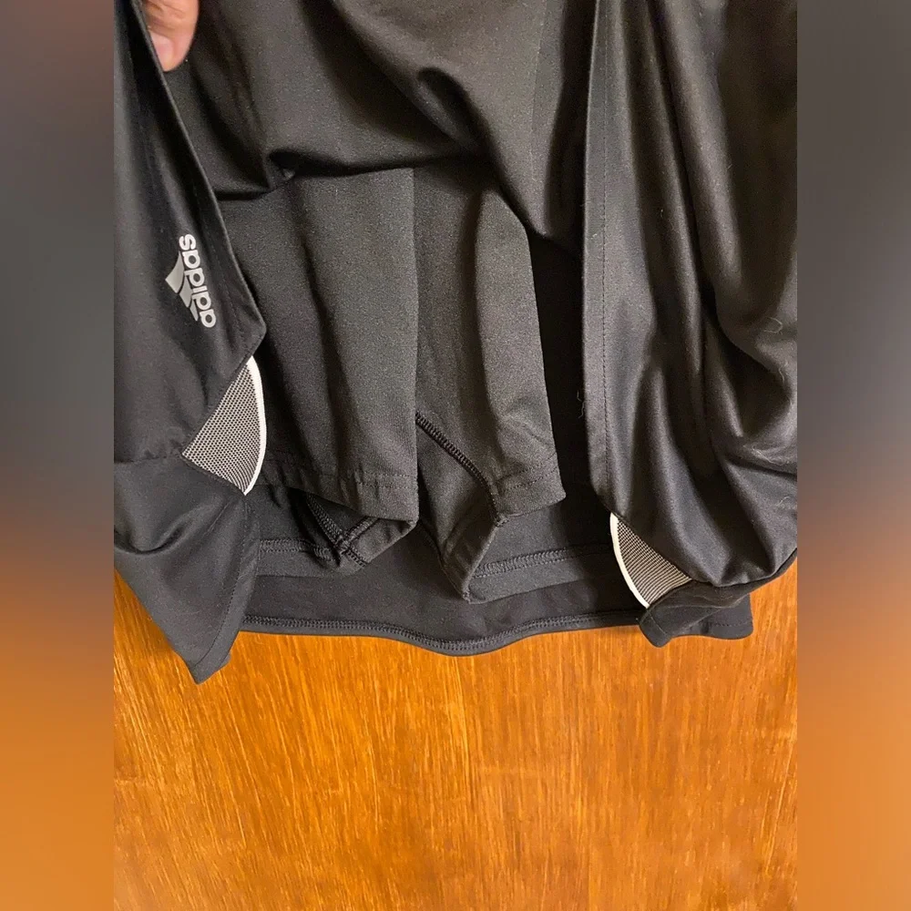 Ladies black Adidas tennis skort in EUC size XL - Picture 10 of 13